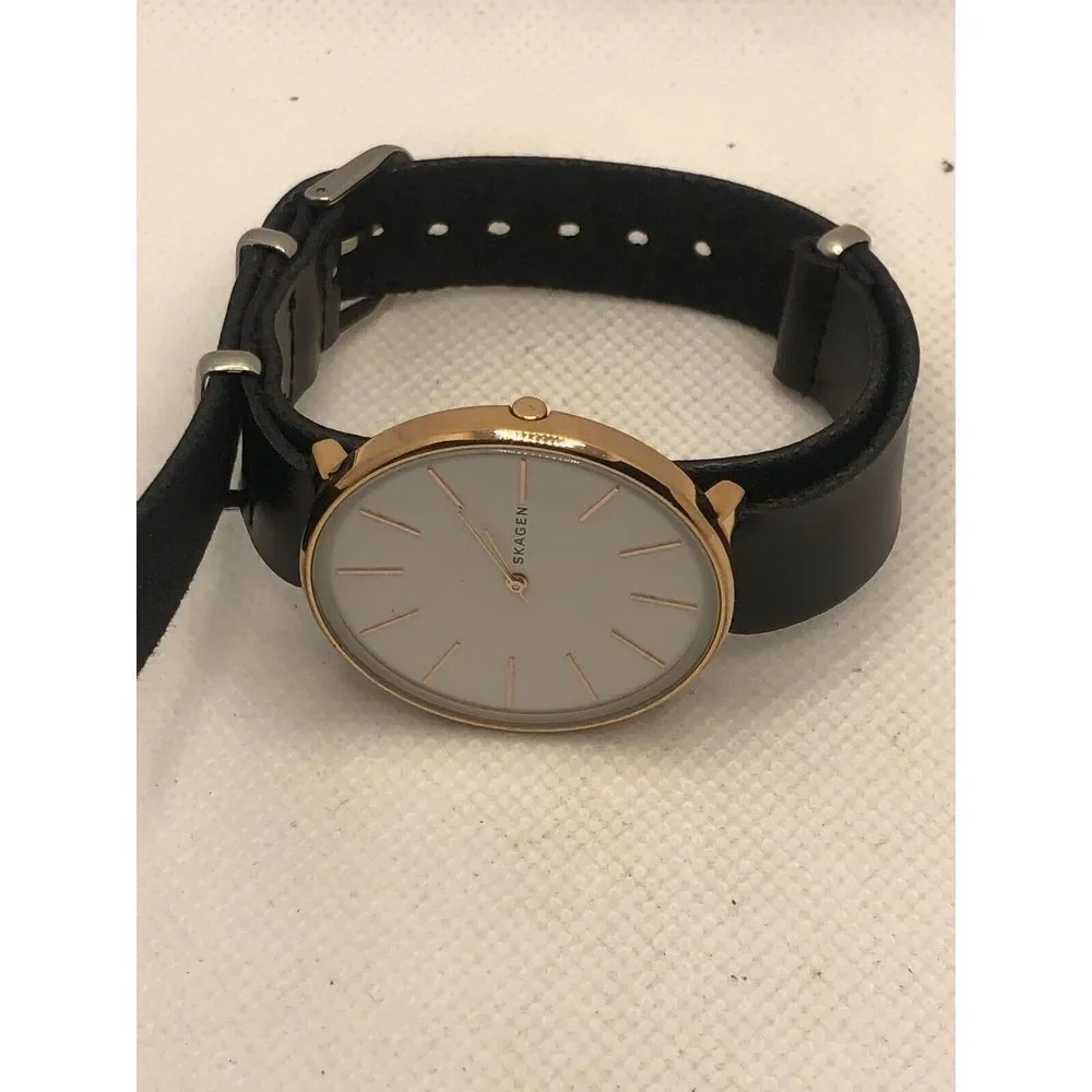 Skagen SKW2688 Women's Black Leather Analog White Dial Quartz Wrist Watch KS426